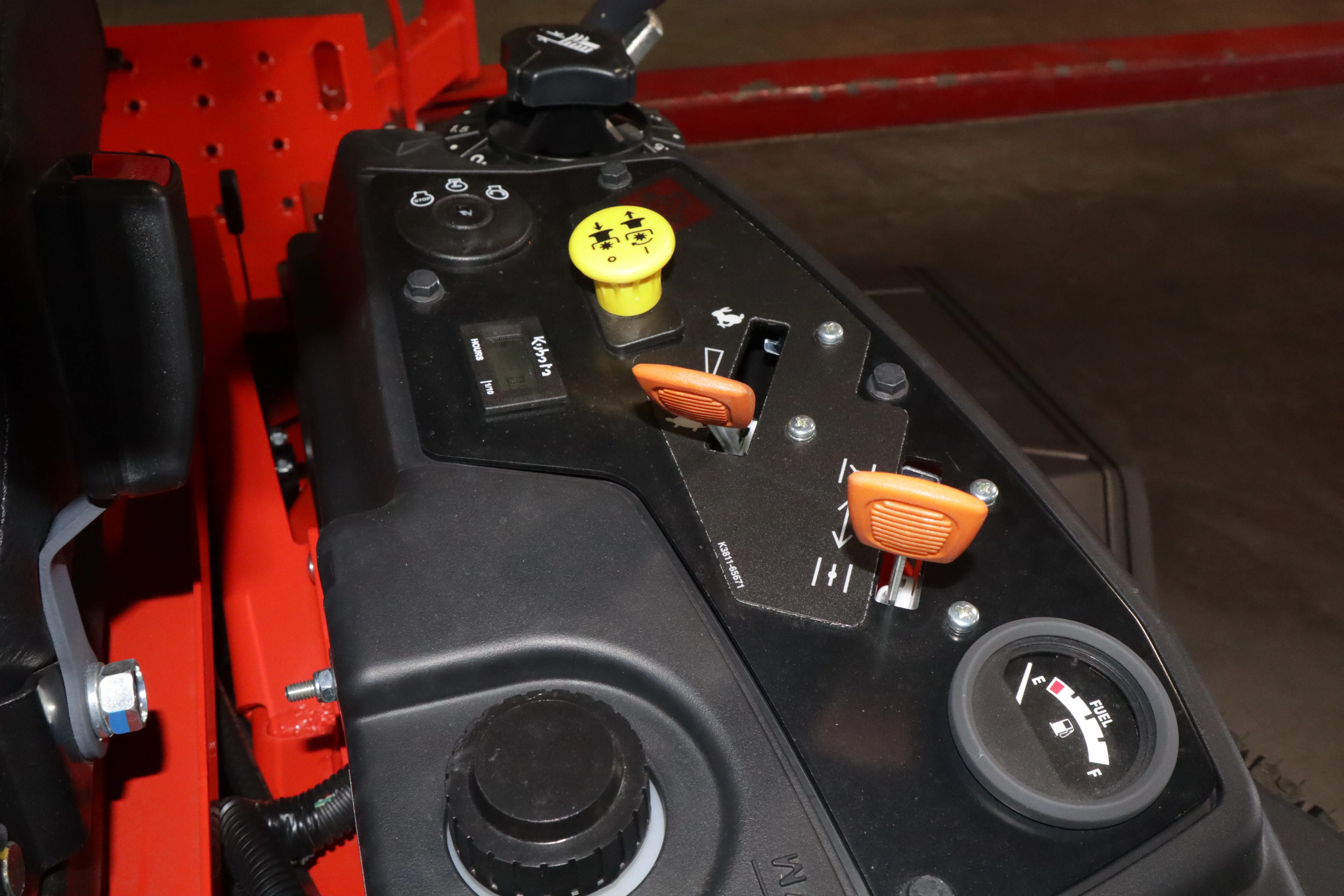 Kubota Z726XKWNC-60 - Image 8