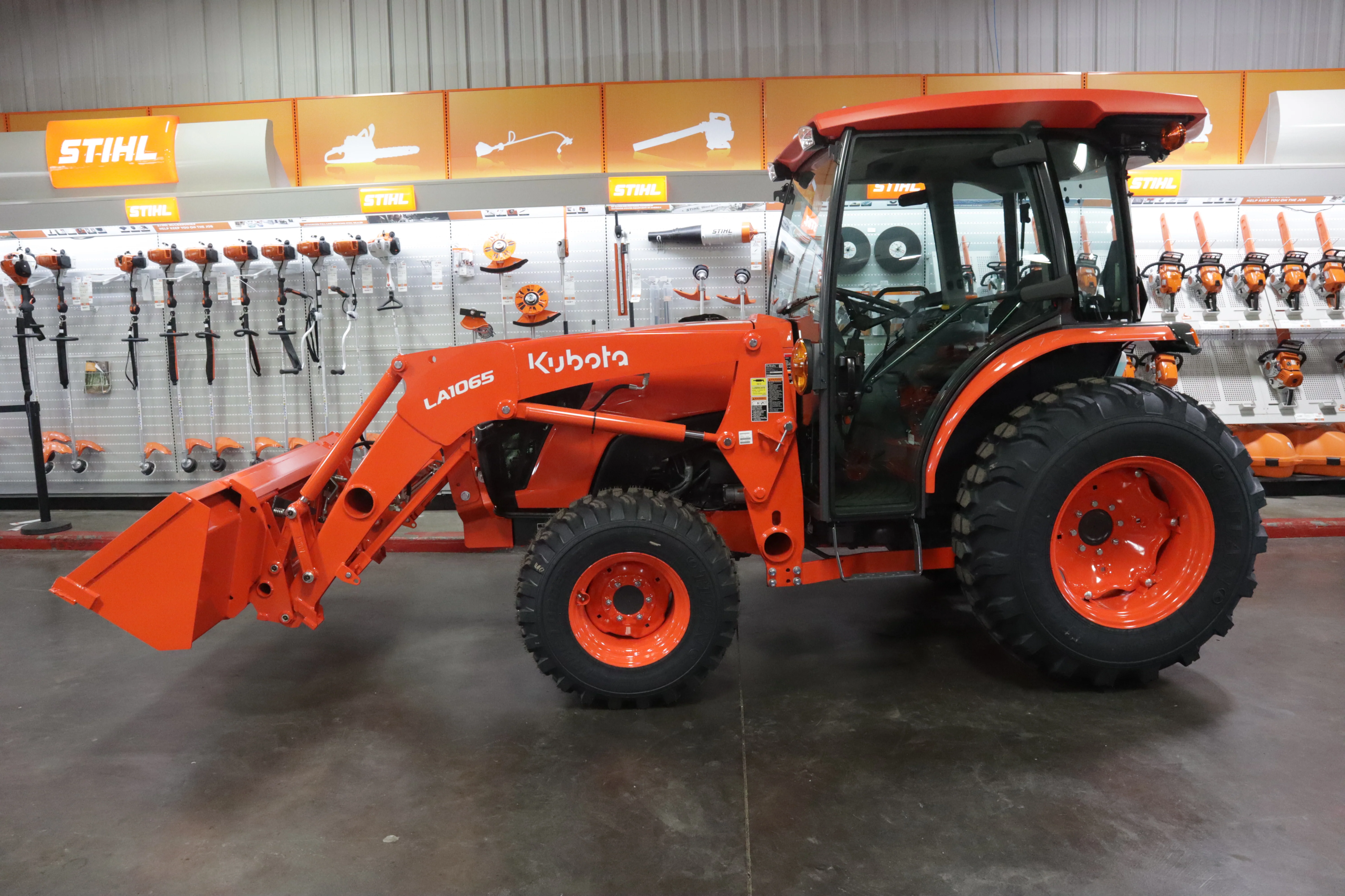 Kubota MX5400HSTC - Image 8