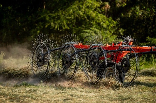 Kubota RA108CR - Image 2