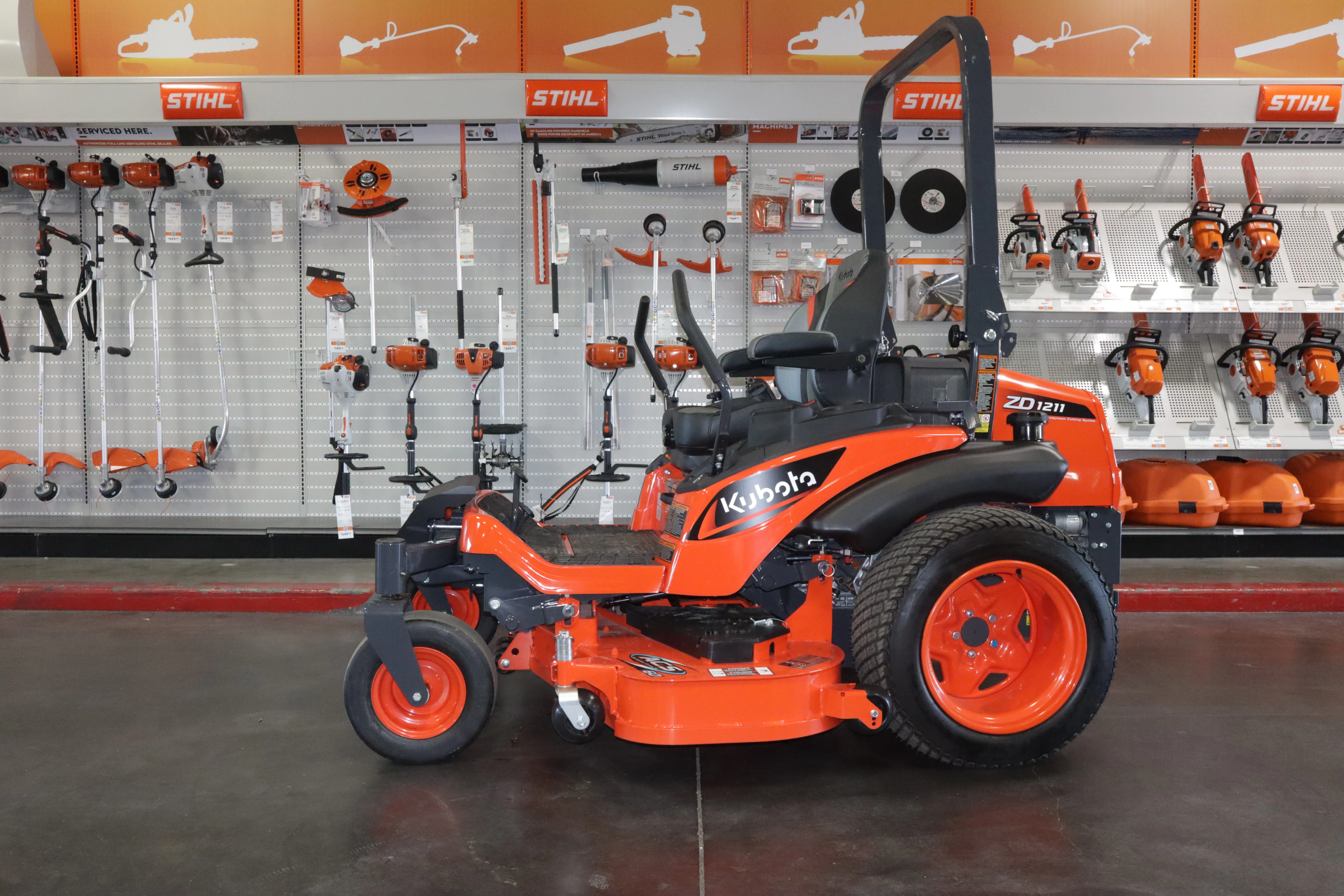 Kubota ZD1211L-3-72