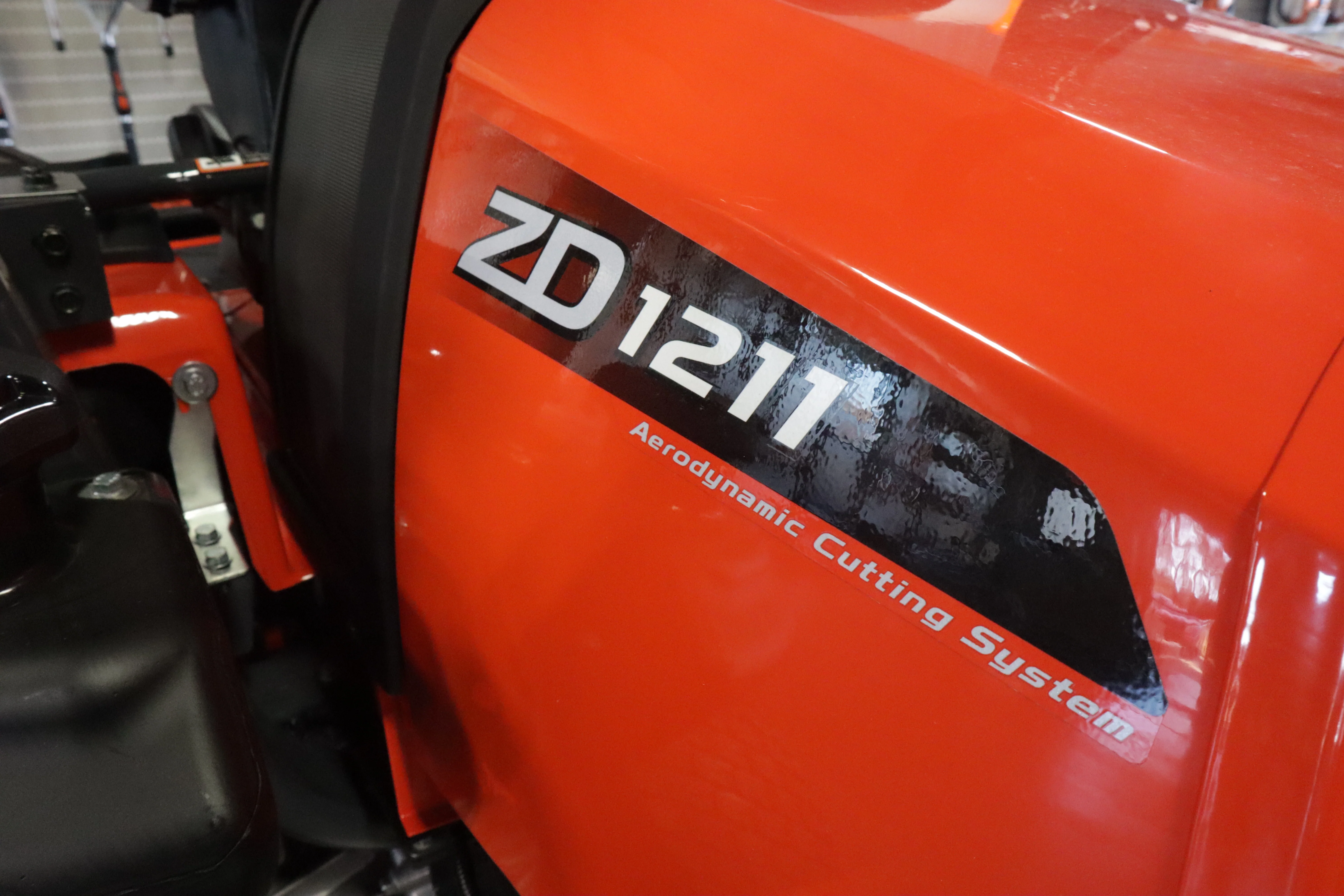 Kubota ZD1211L-3-72 - Image 5